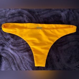 NWOT Benoa Swim Hina Bottoms in Koi